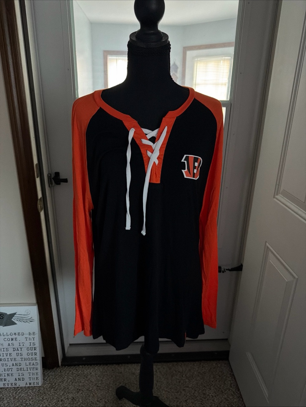 NFL Bengals Black and Orange Lace-Up Long Sleeve women’s Top XL